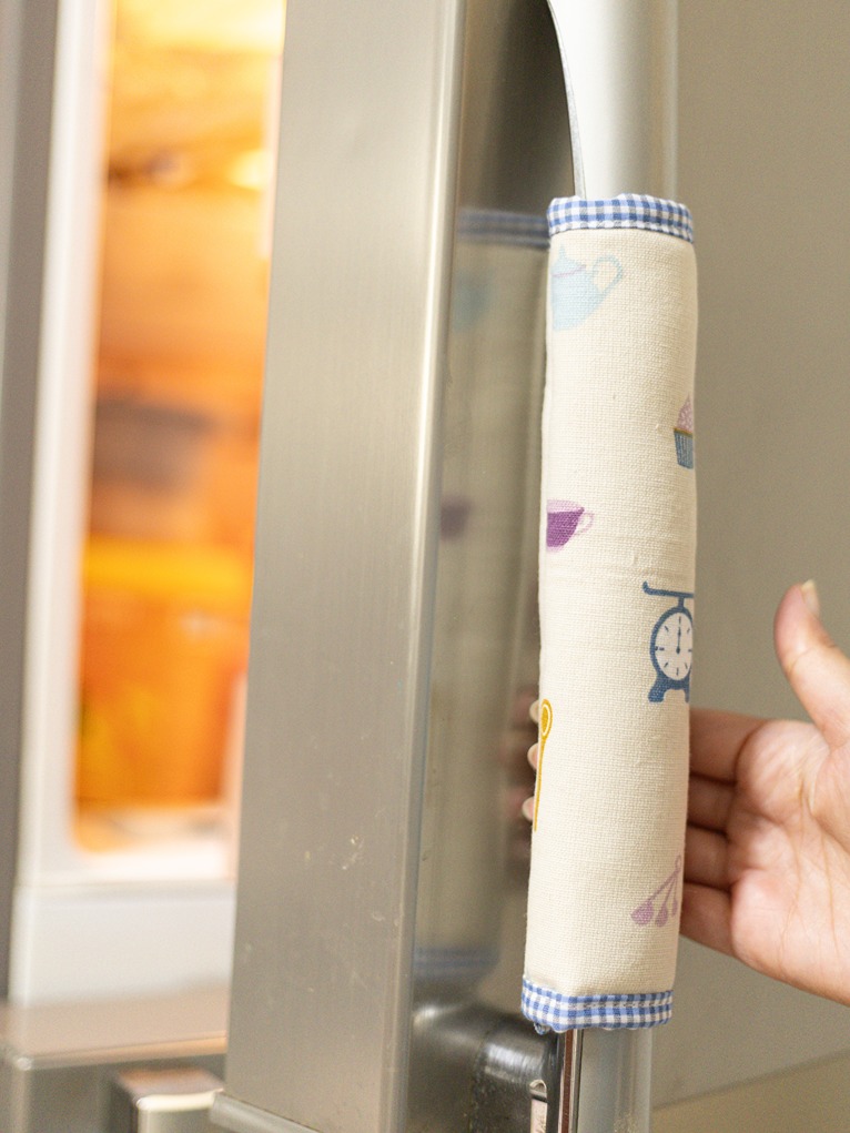 Fridge Handle Covers - Purple kitchen themed with blue gingham detailing (set of 2)