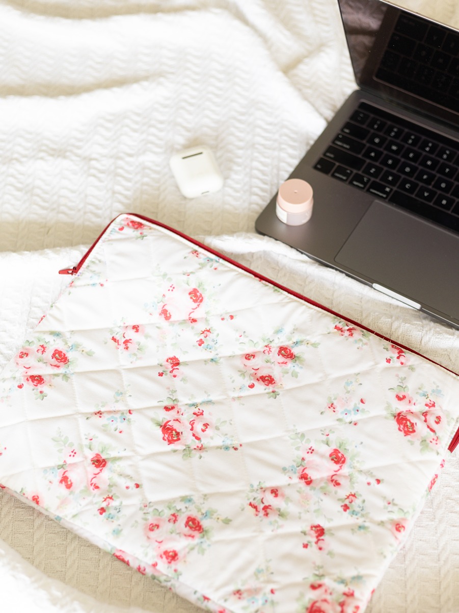 Laptop Sleeves - Red Rose Whispers (Available in two sizes)