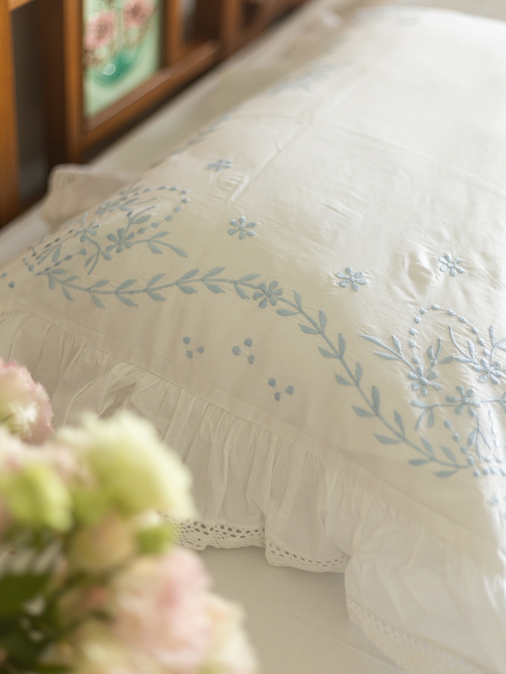 Bedding Set - White with blue embroidered bedcover with two pillow covers - (Size: king / queen) - PRE-ORDER