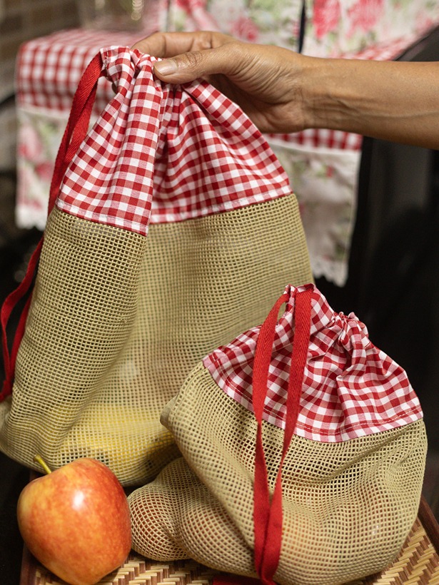 Reusable Veggie Bag - Red Gingham on beige jute cotton - (Size: Large / Small) - (Large Size 12
