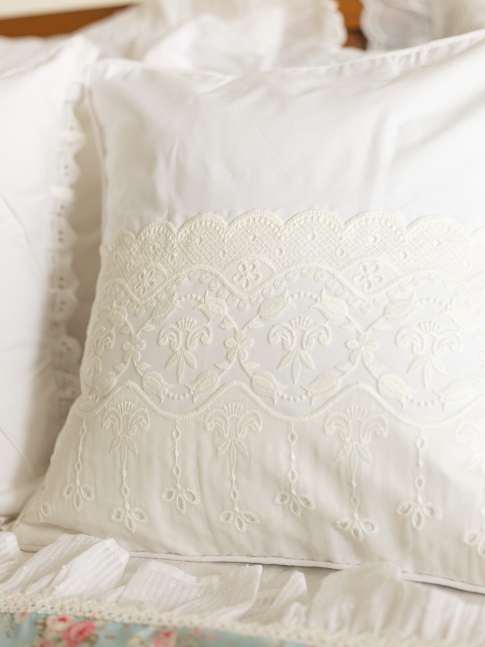 Cushion Covers - White Symphony (16