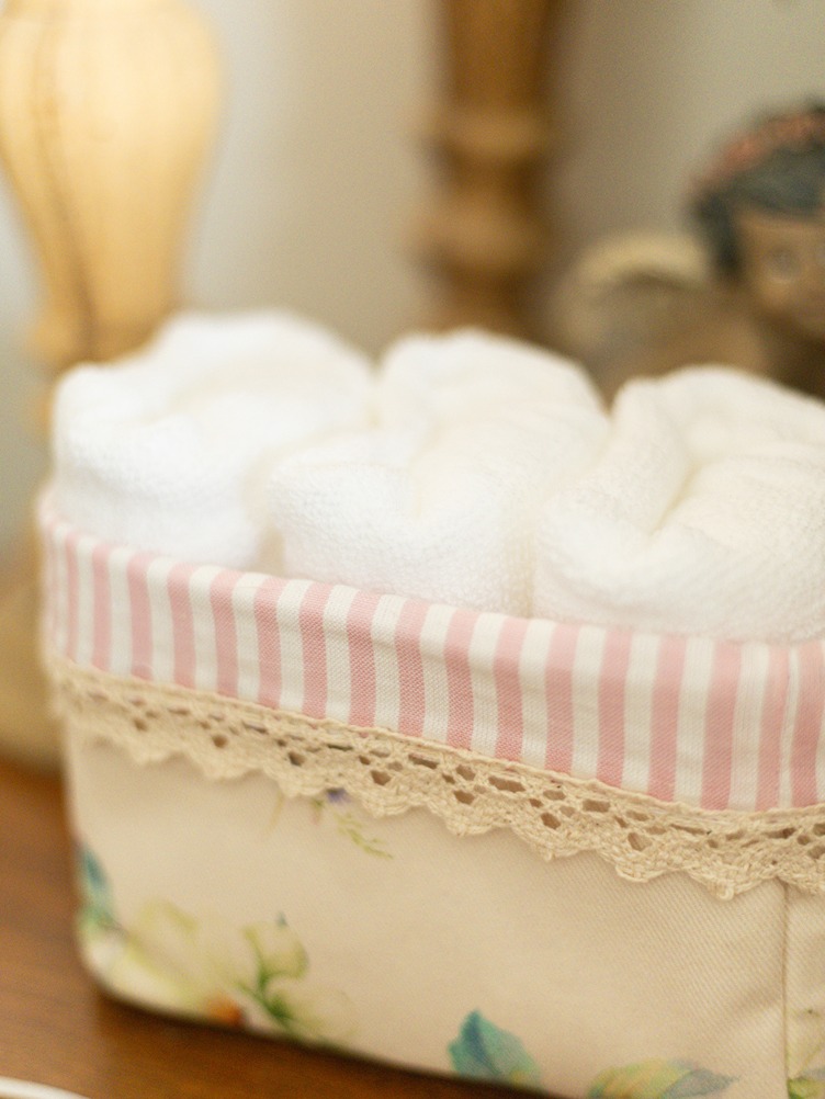 Basket Towel Set - Rosé Elegance