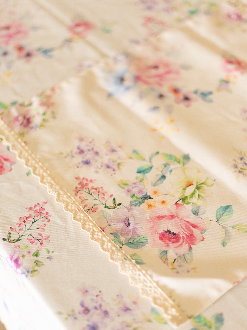 Table Runner - Rosé Elegance (Size: 14