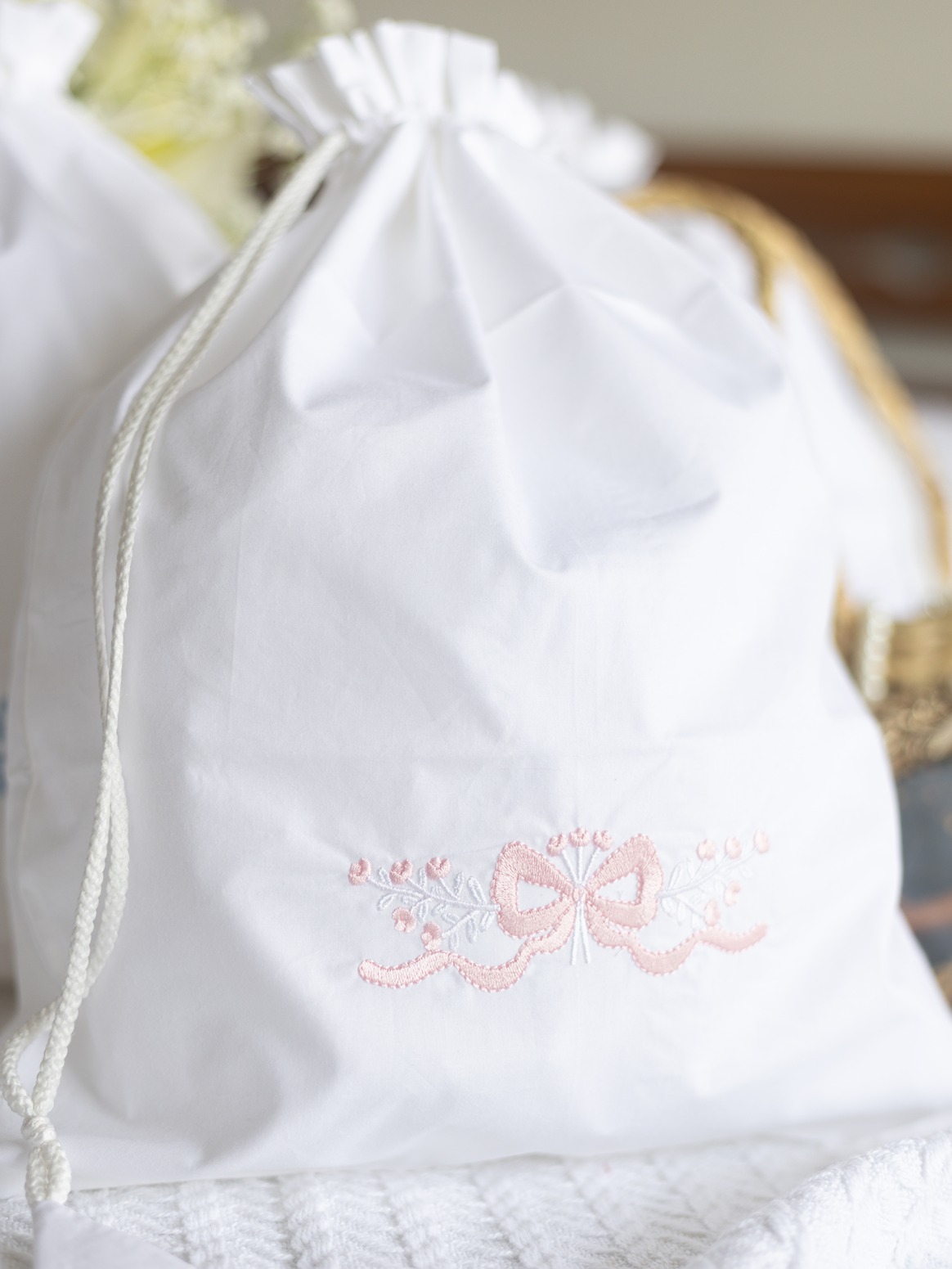 Drawstring Bag - Bownique - White and Pink (Size: 12