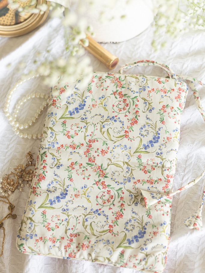 Jewellery Organizer - Whispering Wildflowers (Size: 10.5