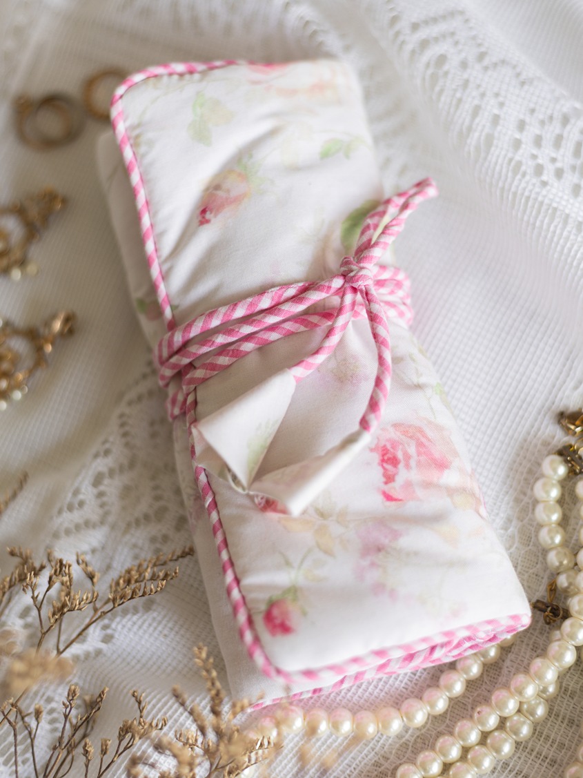 Jewellery Organizer - Blush and Bloom (Size: 10.5