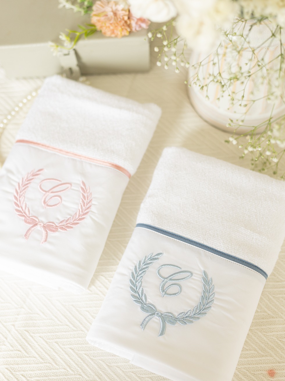 Hand Towel - Alphabet Series - Letter C (Colour: Pink / Blue) (Size: 16