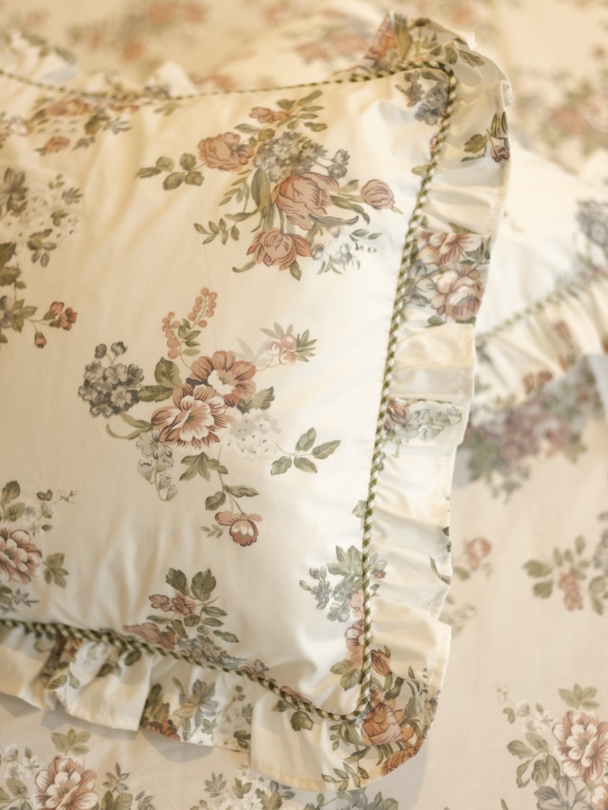 Cushion Covers - Cottage Blossoms - Green (16
