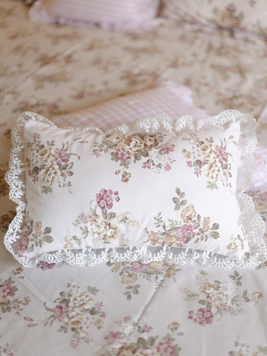 Lumbar Cushion Covers - Cottage Blossoms - Pink (12