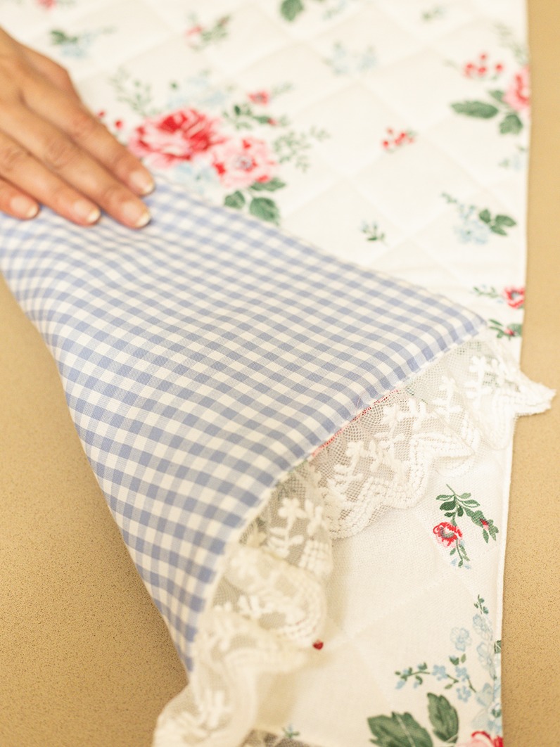 Quilted Table Runner - Roses and Ginghams - (Size: 14
