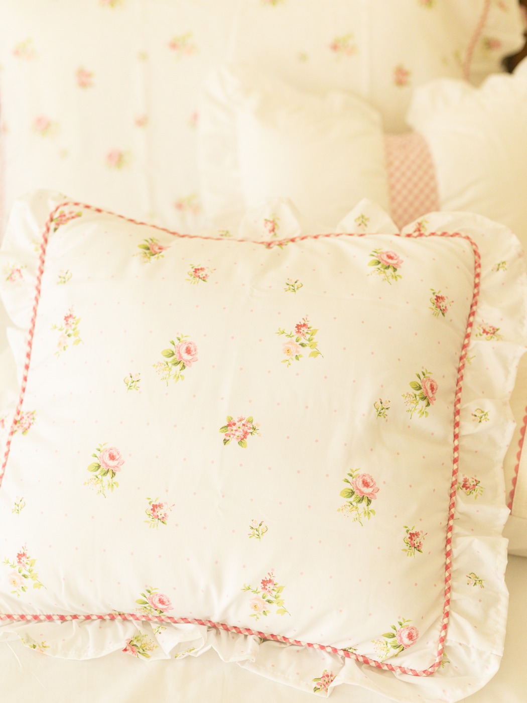 Cushion Covers - Pretty English Roses (16