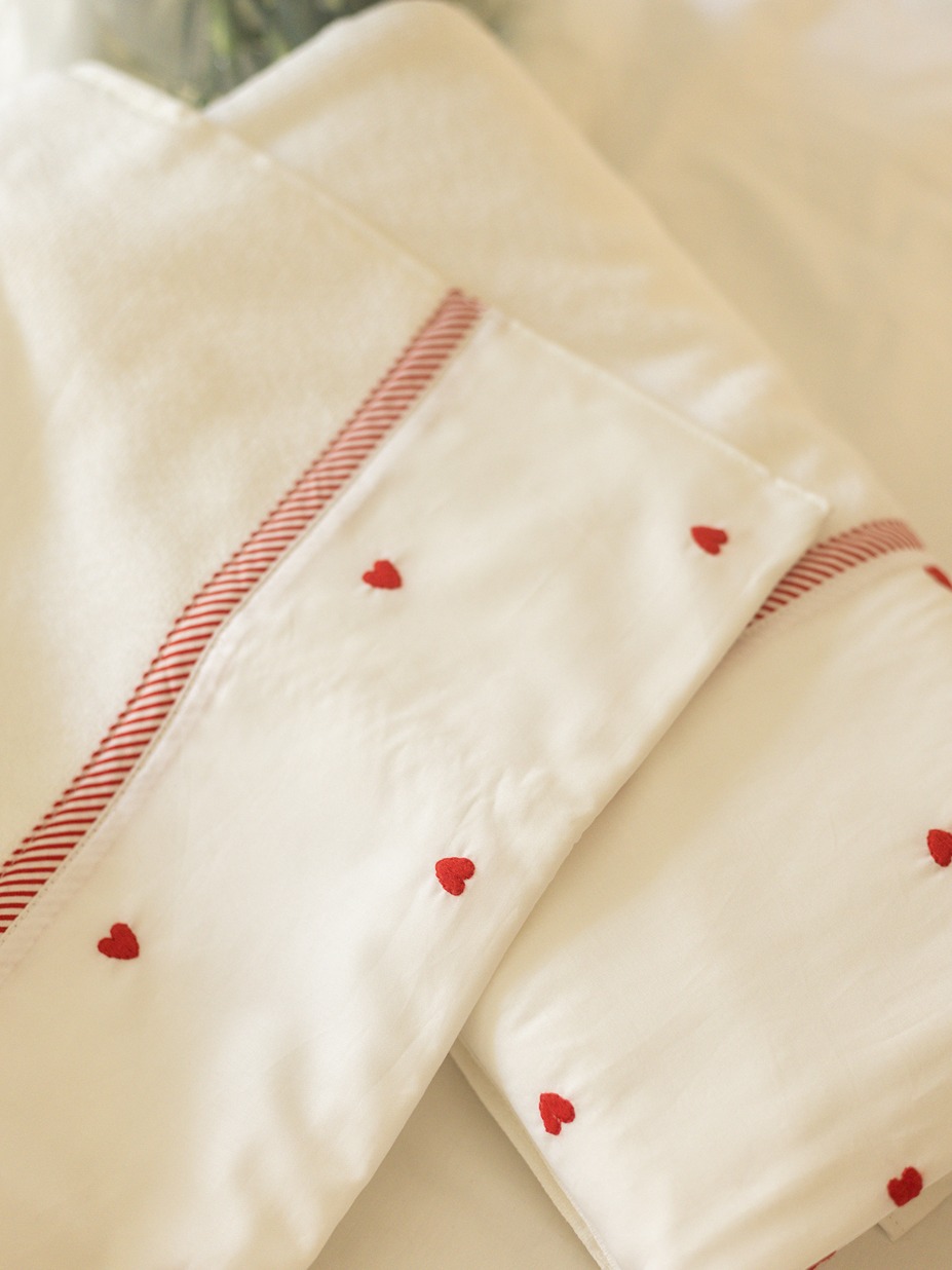 Bath & Hand Towel Set - White - with red heart embroidery 