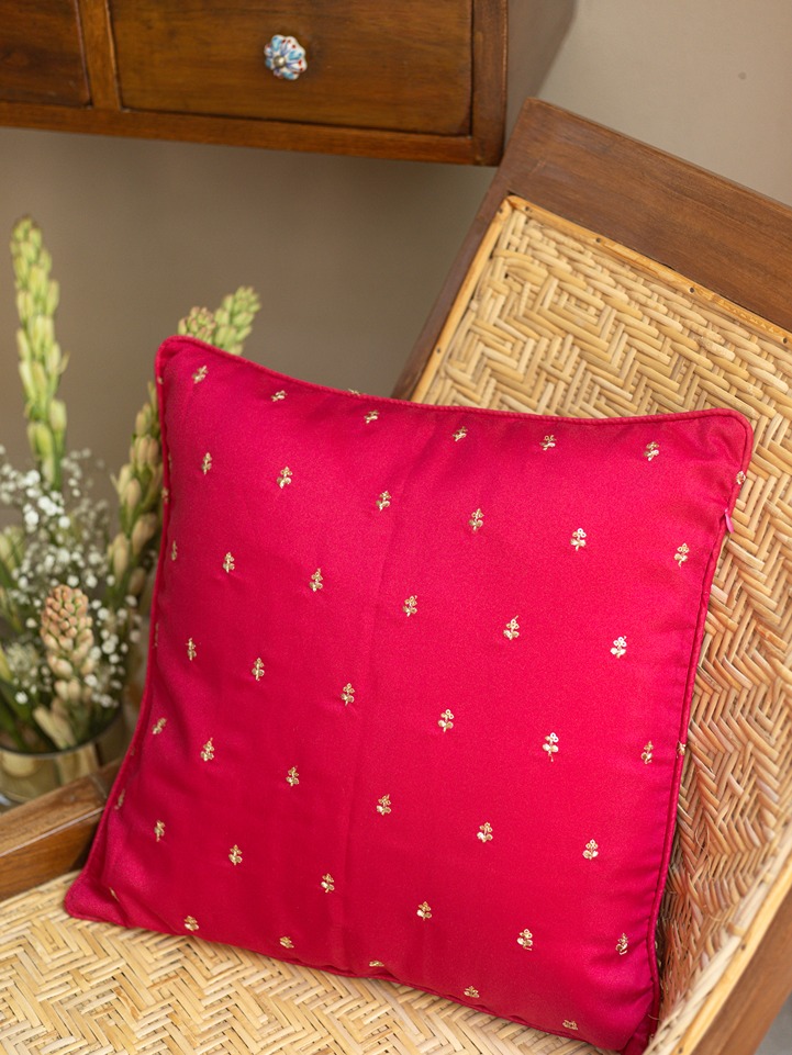 Cushion Covers - Festive - Gulabi Gold (16
