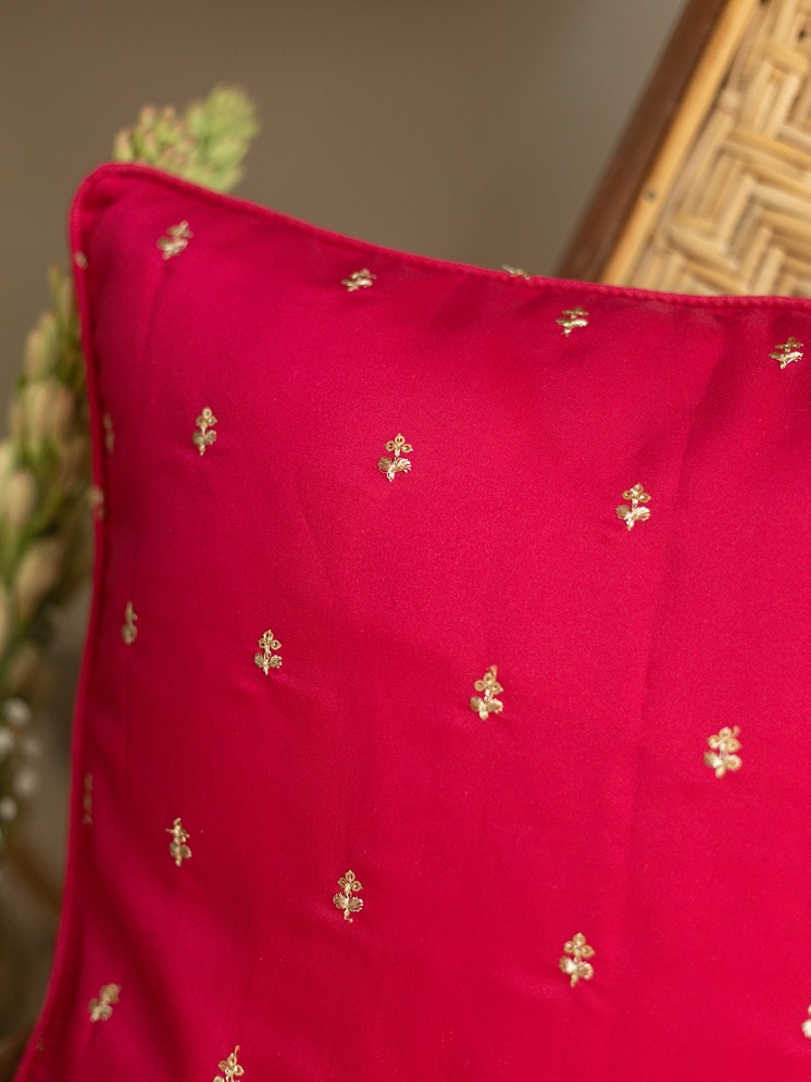 Lumbar Cushion Covers - Festive - Gulabi Gold (12