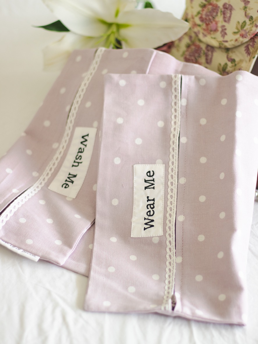 Wear Me & Wash Me - Purple Polka